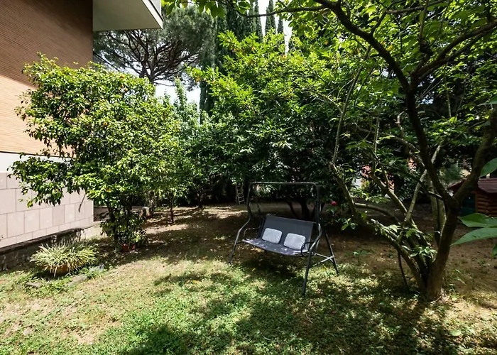 Vatican Quiet With Garden & Parking Appartamento